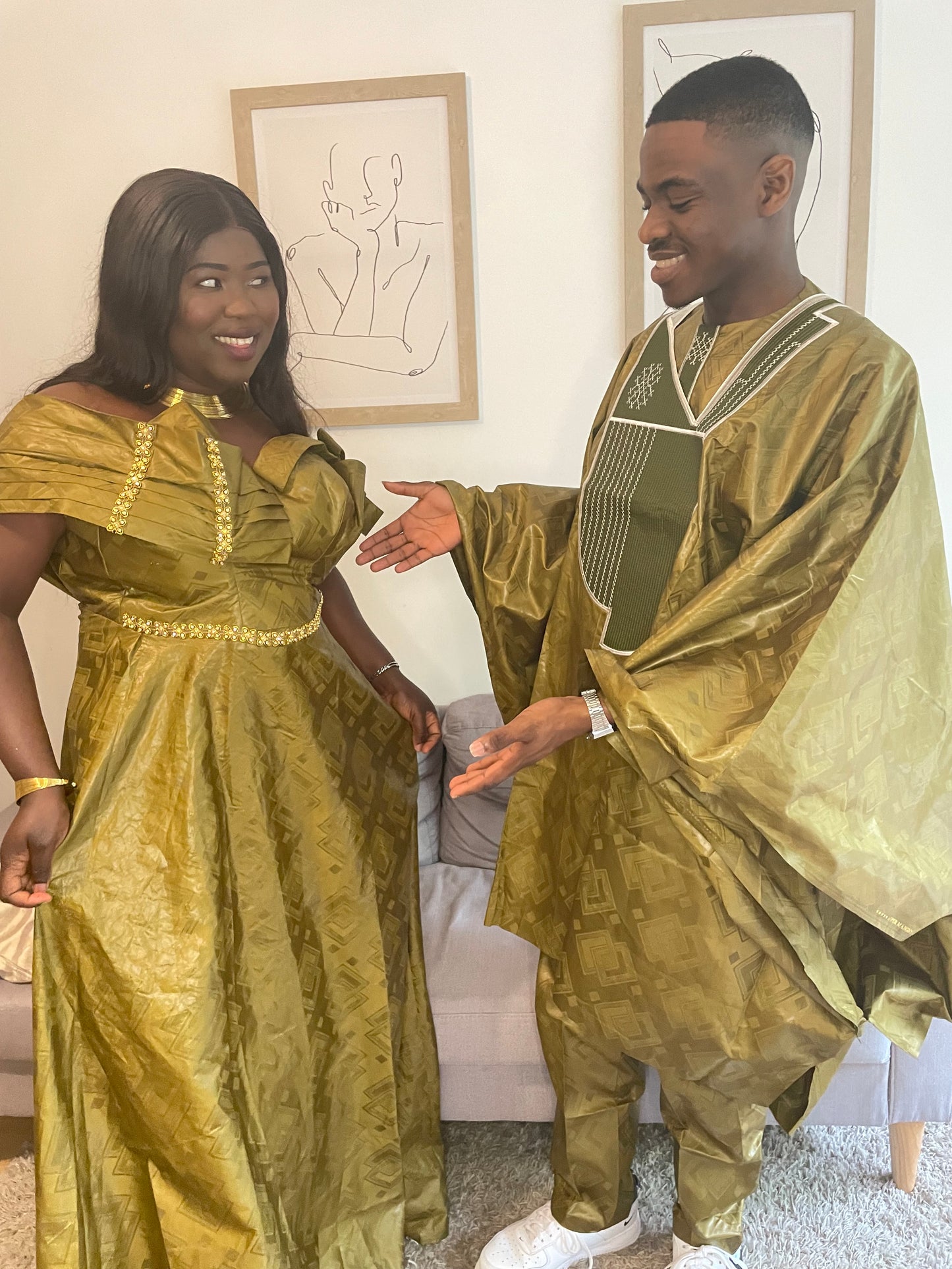 Vêtements traditionnels pour couple et grand boubou bazin