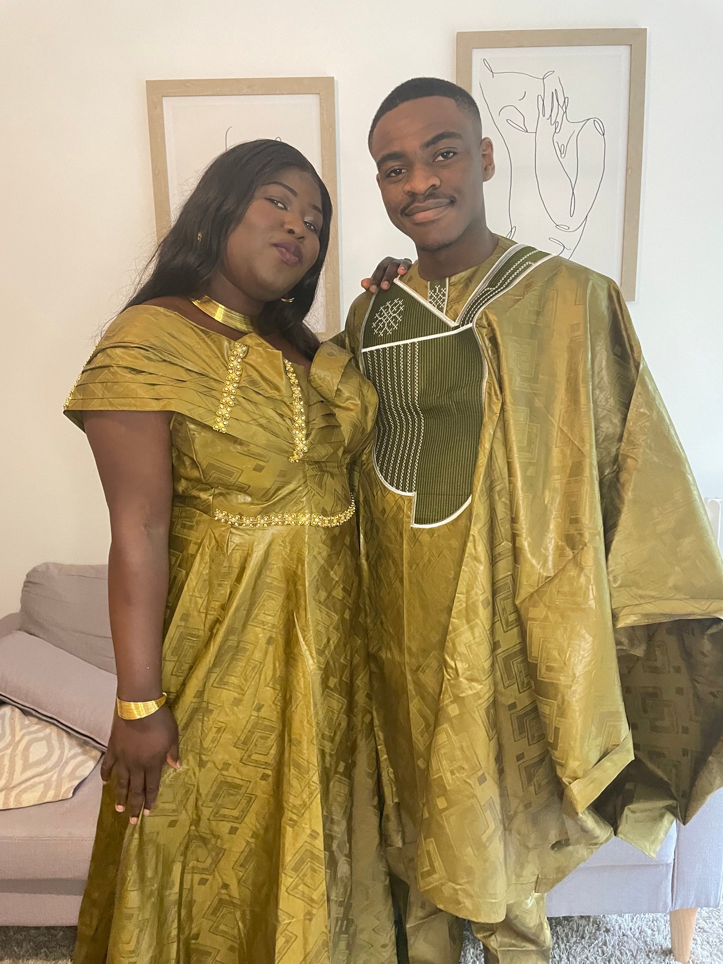 Vêtements traditionnels pour couple et grand boubou bazin