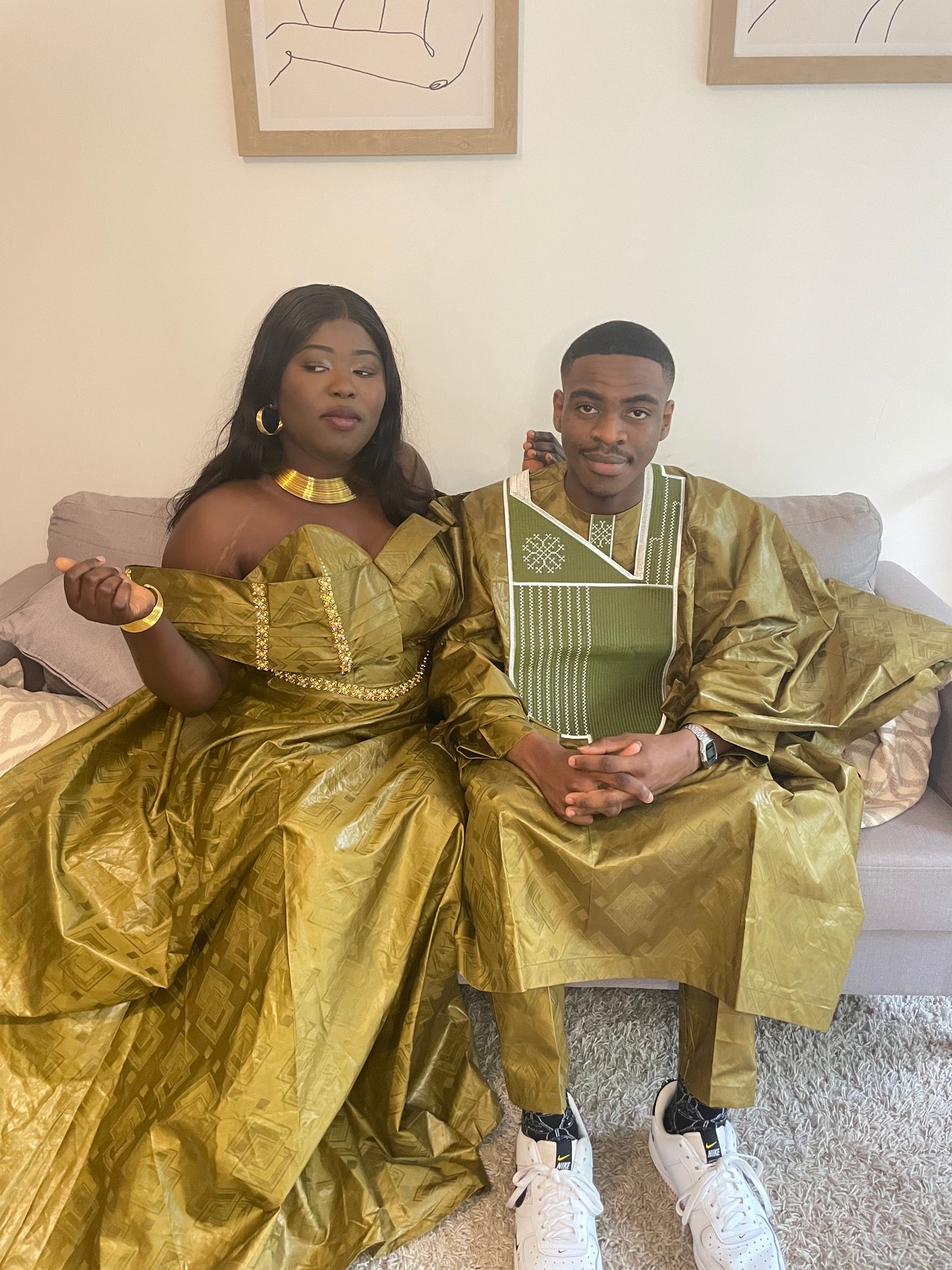 Vêtements traditionnels pour couple et grand boubou bazin